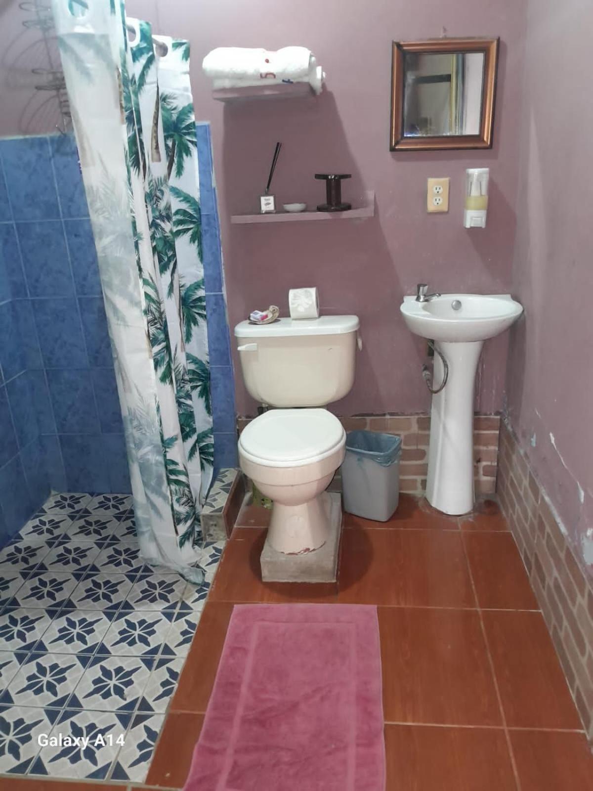 Homestay Cabinas Gemelas *